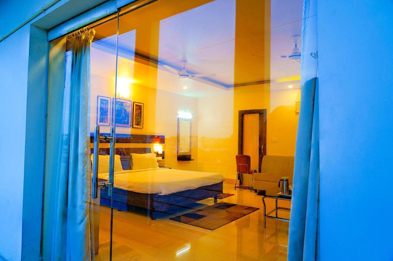 Fabhotel Kanchan Plaza Бхубанешвар Екстериор снимка